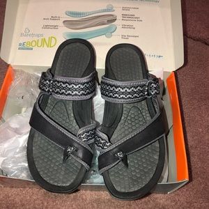 Brand New Bare Traps (Denni)